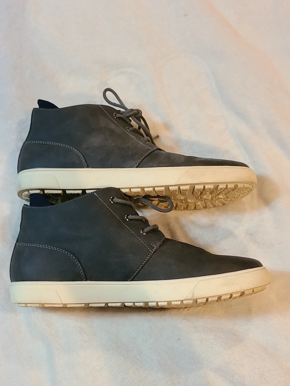 Flag & Anthem Casual Chukka Sneakers